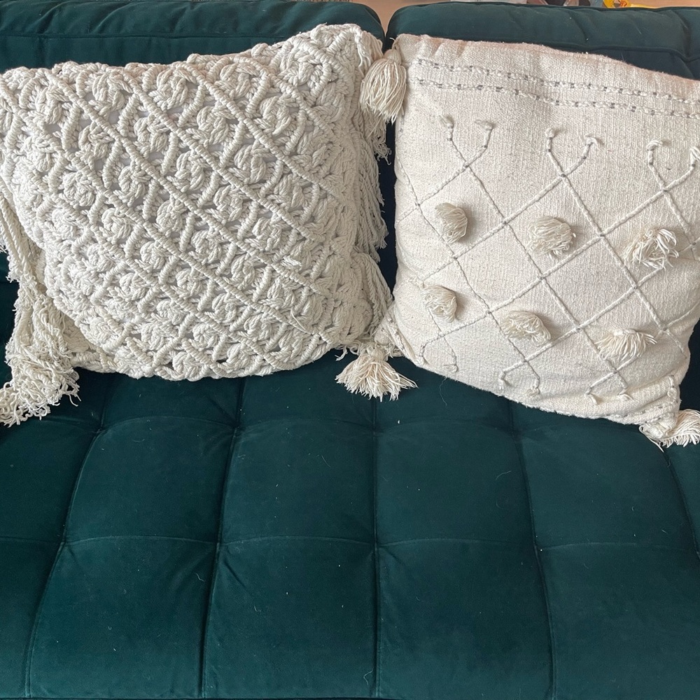 Boho luxury pillows with inserts. Shells 100% cotton. Macramé and linen